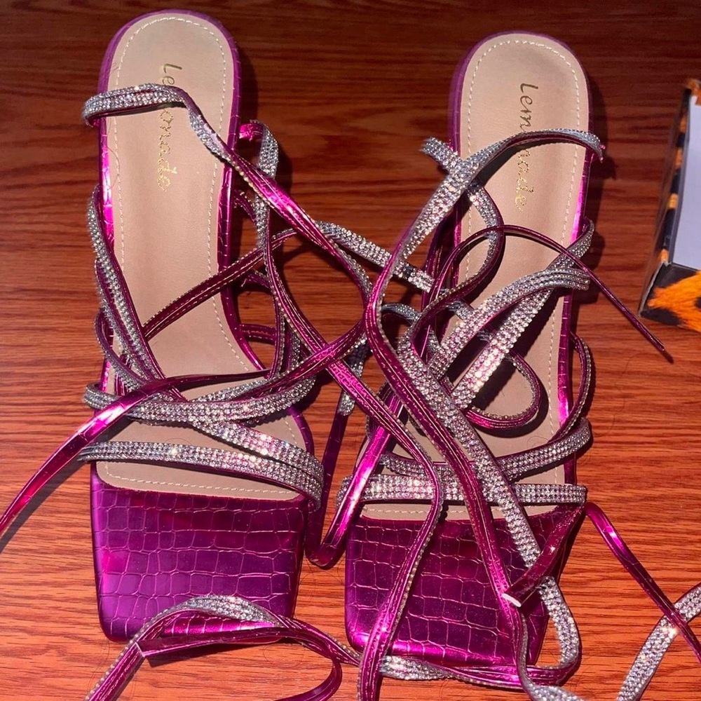 Fashion nova lace up Diamond pink heels - Picture 2 of 4